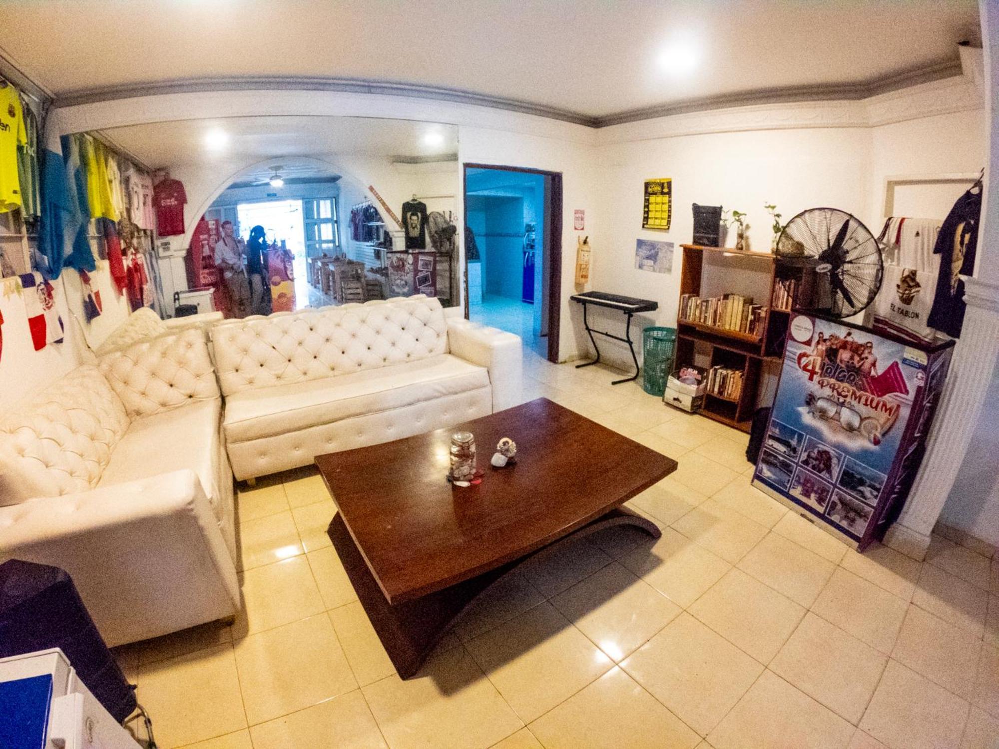 Nahimara Champeta Hostel Cartagena Eksteriør bilde